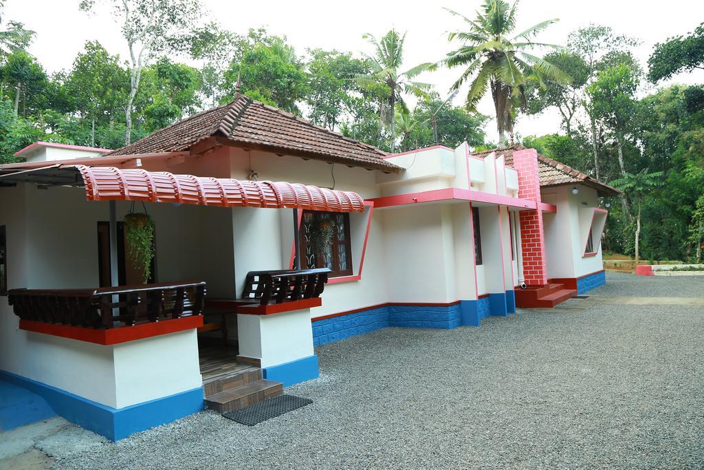 Philip Mary Farm Stay Thekkady Exterior photo